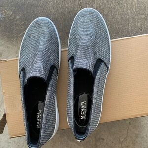 Michael Kors Black and Gray Loafers Sleek Slip-On |Women 8.5